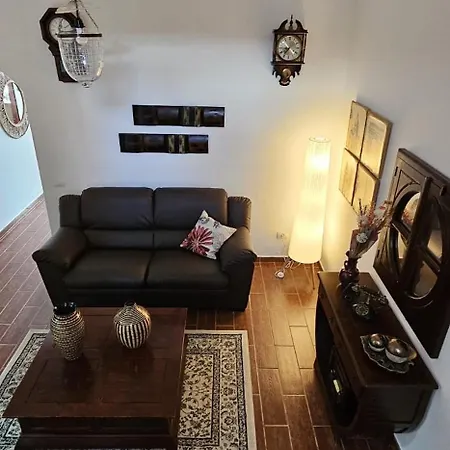 Casa V Del Pino 테로르